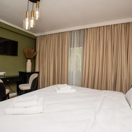 Marabou Hotel 3*