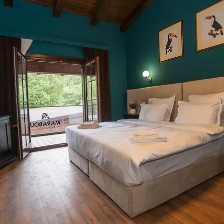 Marabou فندق براشوف